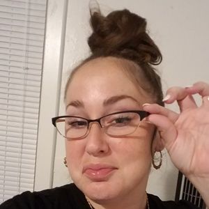 Meet your Posher, Kara